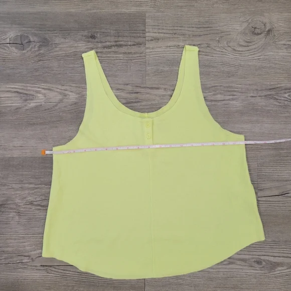 Nike Women Dry Fit Tank Top Size Medium - Picture 3 of 9